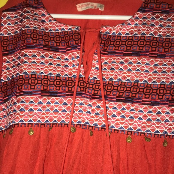 Red Top - Picture 2 of 3